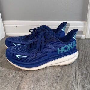 Hoka Navy and Teal Clifton 9